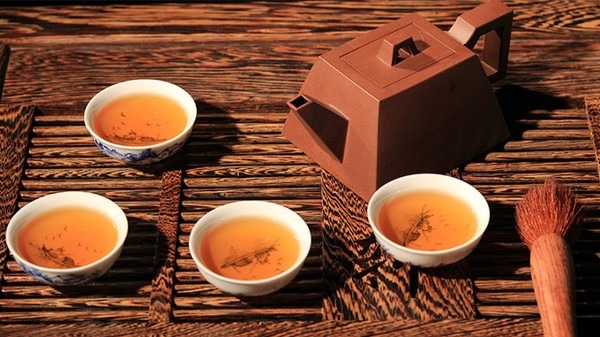 秋季女性喝什么茶对身体好 女人秋季适合喝什么茶最好