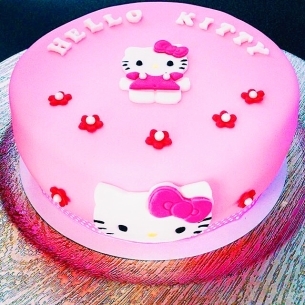 hello kitty cakes hello kitty cake