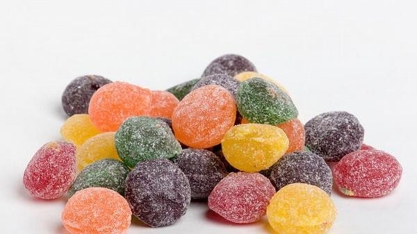 六一儿童水果糖创意 幼儿六一彩虹糖