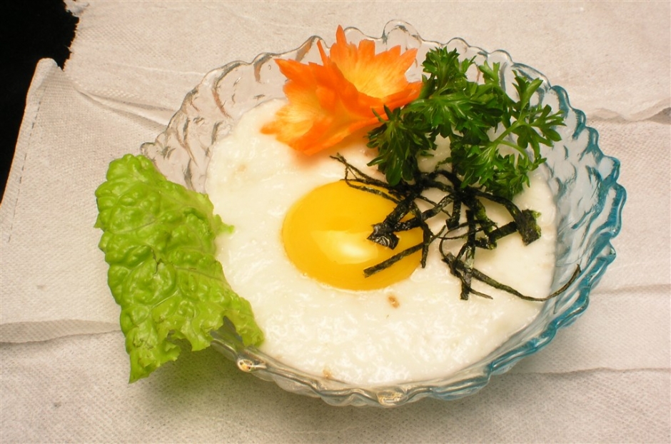日式山药泥加鹌鹑蛋 鹌鹑蛋的美食图片