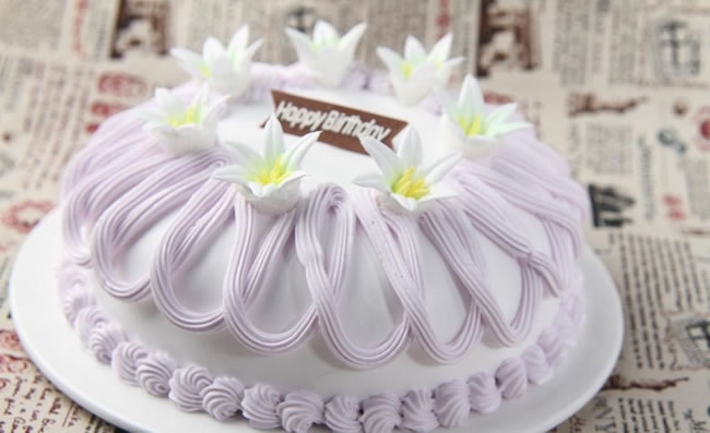 奶油多的生日蛋糕图片大全 好看的生日蛋糕款式女生图片