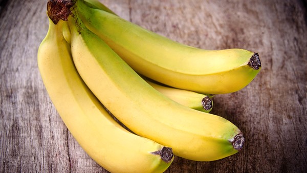 香蕉脂肪含量很低吗？香蕉具有哪些功效？