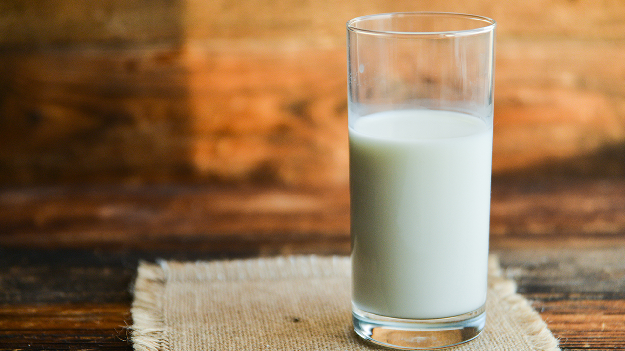 经常喝牛奶会长胖吗？怎样才能喝牛奶不胖？