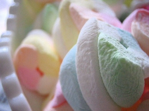 彩虹棉花糖冰糖葫芦图片 彩虹糖果图片大全唯美