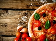 美食照片高清美味的披萨 芝士披萨半成品图片高清