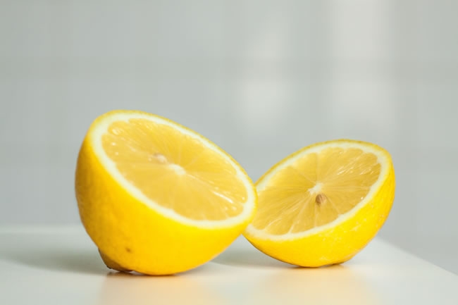 柠檬切开的样子是什么样的图片 柠檬切开放冰箱可以放多久