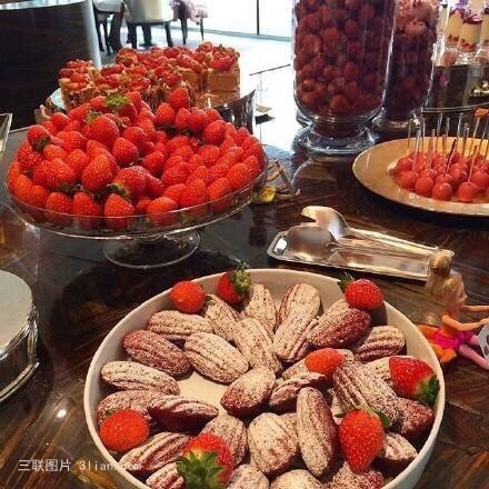草莓甜品美食制作 制作草莓甜品