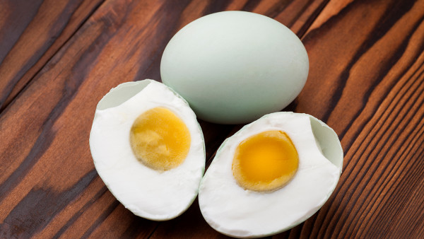 咸鸭蛋煮多久能熟出油？咸鸭蛋有什么营养价值？