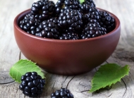 黑莓水果图片大全 黑莓水果的功效与作用