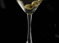martini马天尼橄榄鸡尾酒 用橄榄做干马天尼鸡尾酒