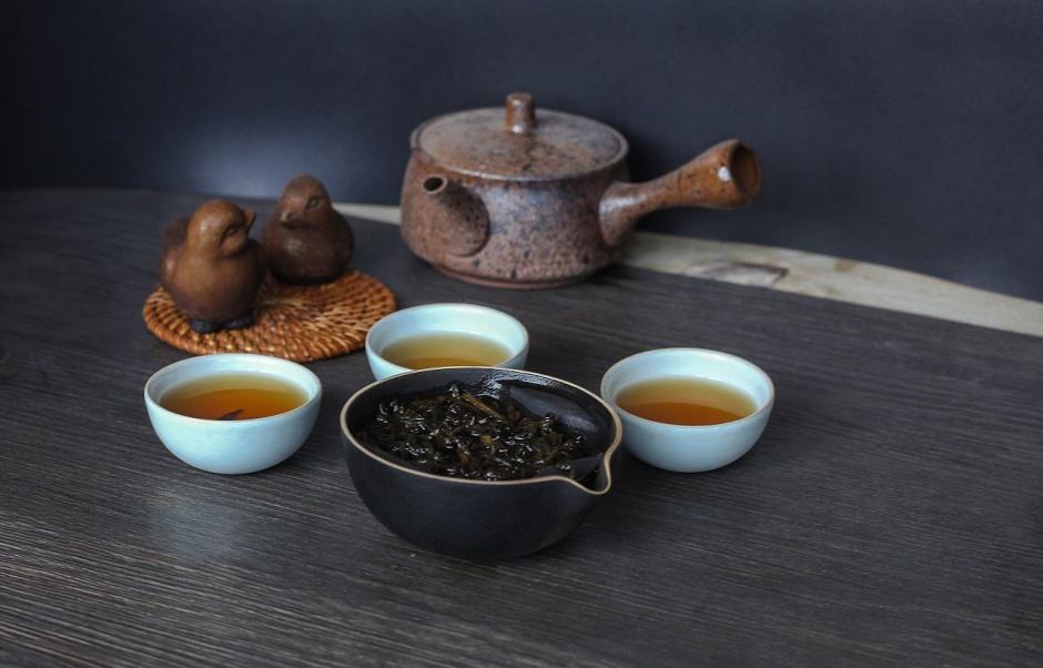 茶壶和茶的图片 适合茶壶泡茶的茶叶