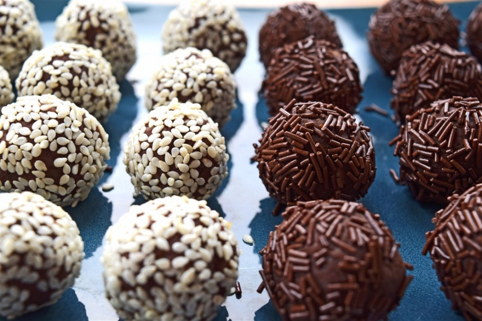 自制巧克力糖果教学 糖果巧克力视频
